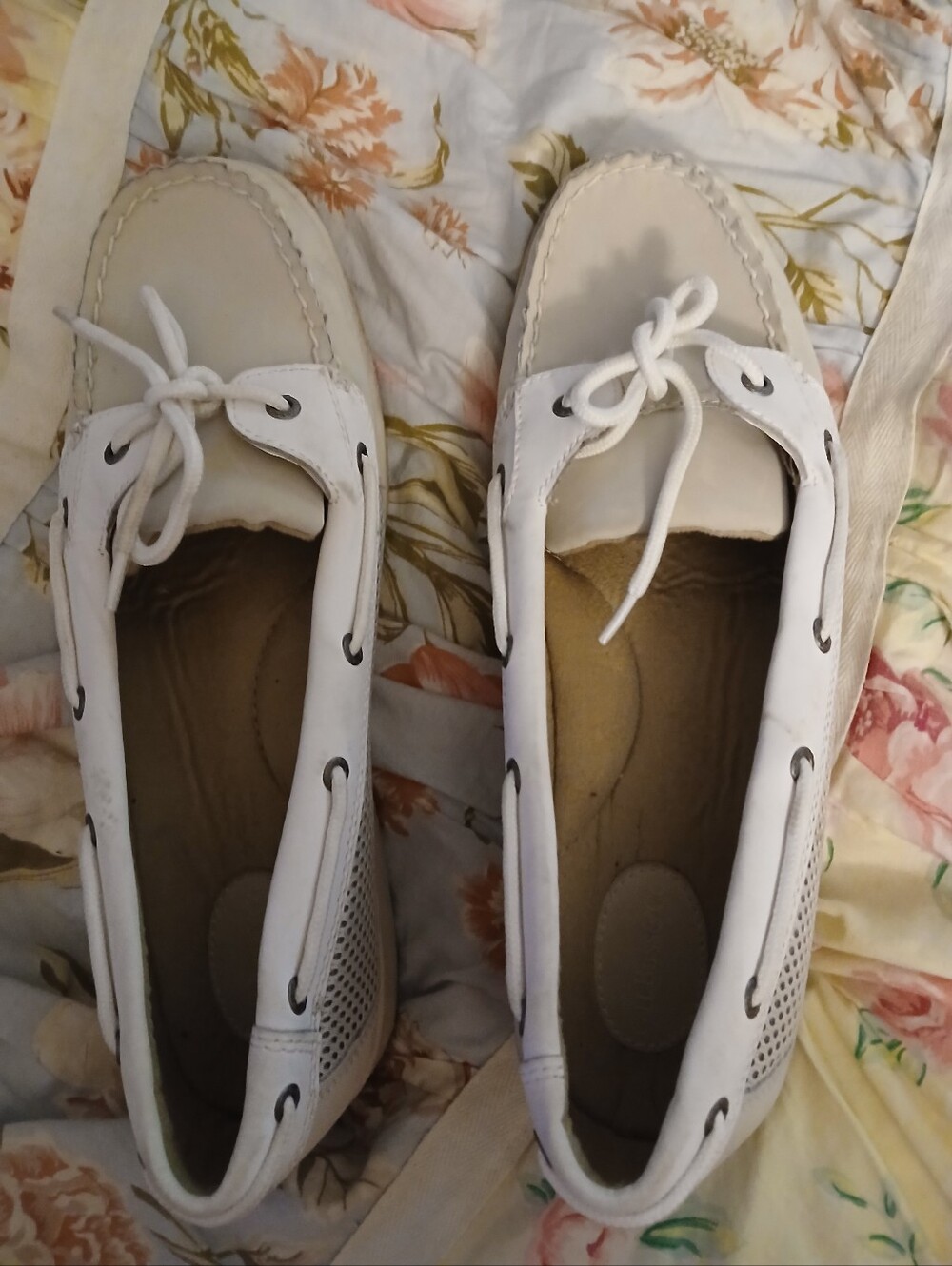 Ladies G. H. Bass Leather Boat Shoes SZ 11M